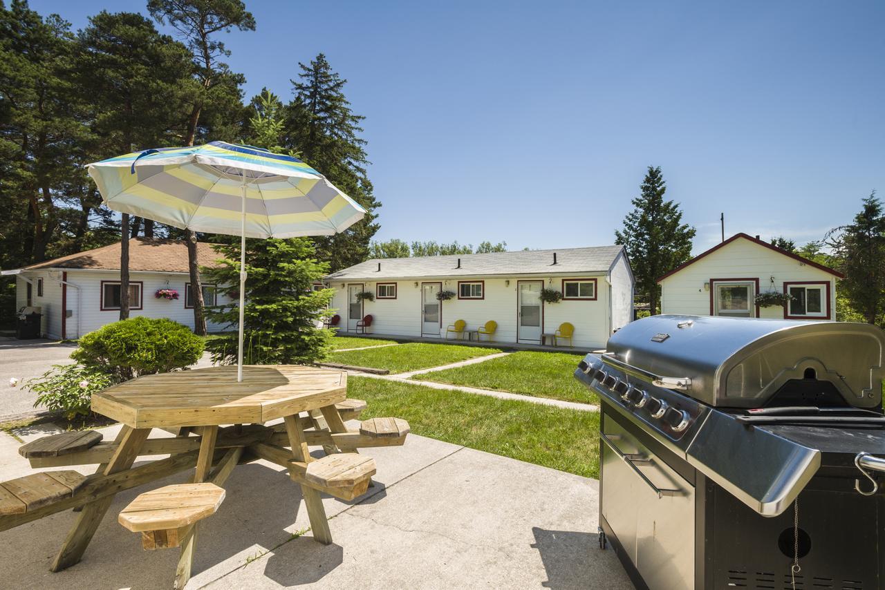 Hollywood Cottages 沃萨加比奇海滩 外观 照片